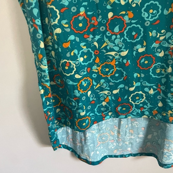 Paisley Floral Lularoe Irma Tunic - Picture 3 of 6
